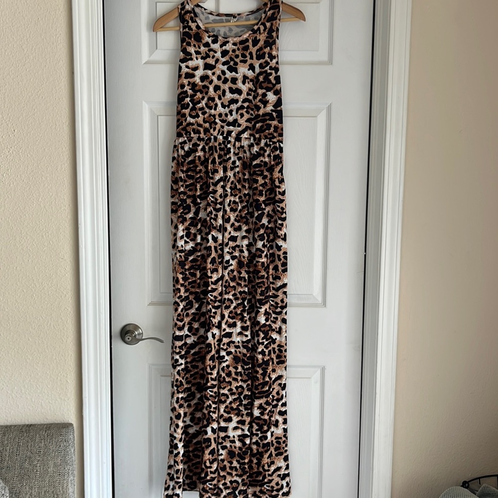 BNWOT Animal Print Maxi Dress